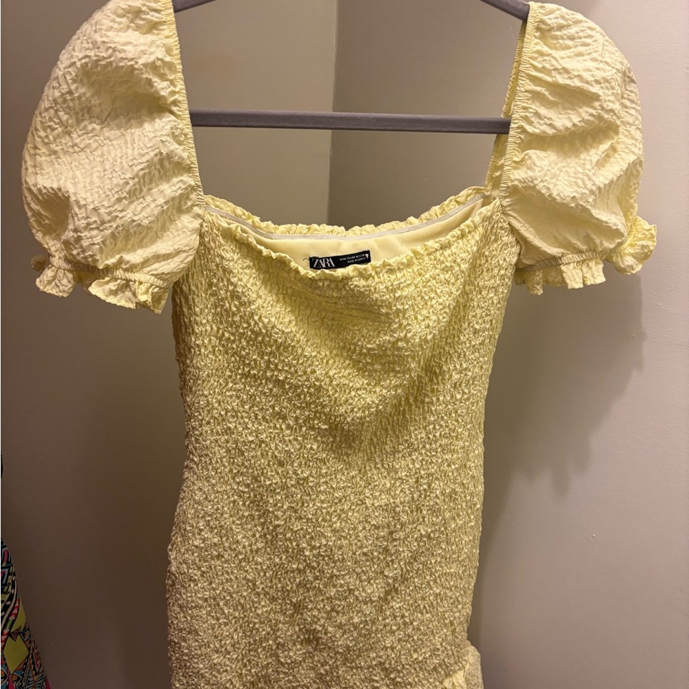 Zara Light Yellow Textured Dress with Puff Sleeves